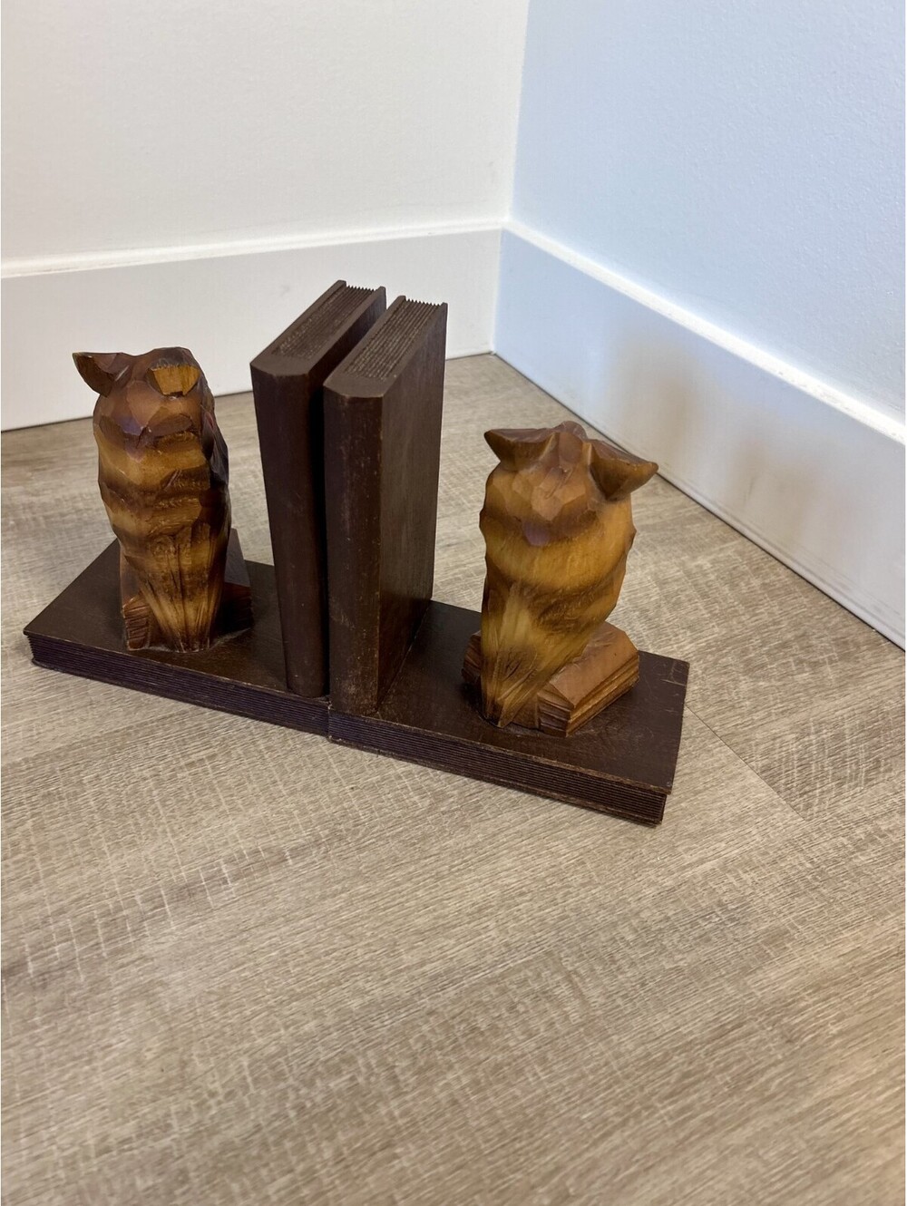 Vintage Hand Carved Wood Owl Bookends Pair MCM Red Eyes Owl - Picture 3 of 6